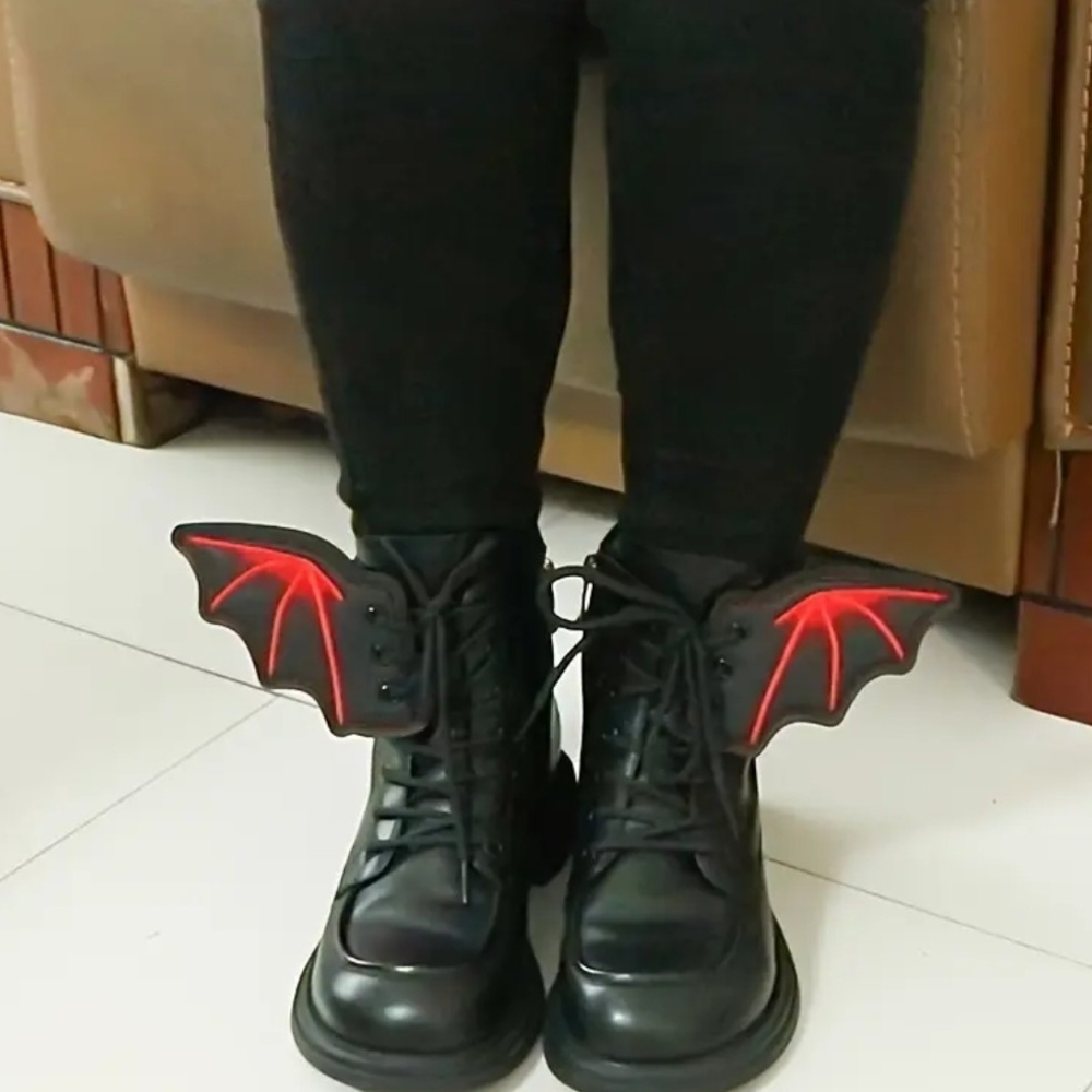NEW 1 Pair Multicolor Embroidered Detachable Bat Wing Shoe Charms